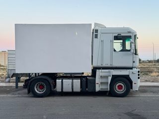 Renault Magnum 460DXI