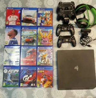 PS4 + 4 Mandos + 12 Juegos