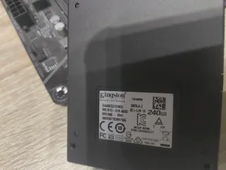 Placa Base Gigabyte Z590.