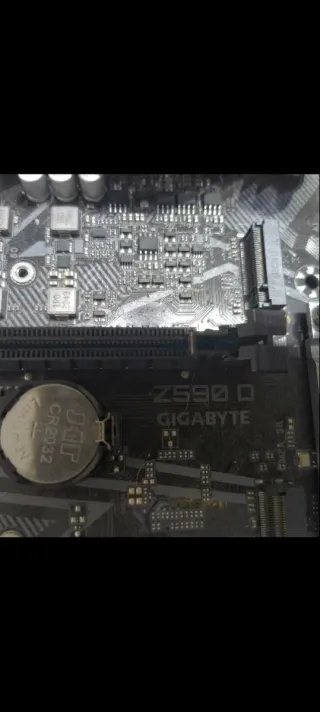 Placa Base Gigabyte Z590.