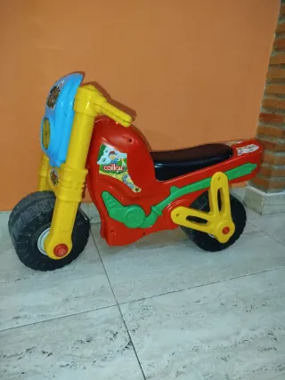 Moto correpasillos infantil