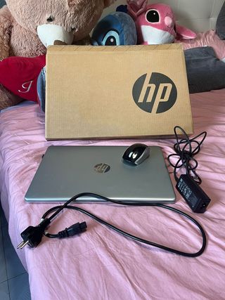 Portátil HP 15-fd0324ns Plata y Negro