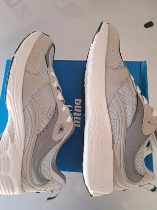 Zapatillas Mustang Gris