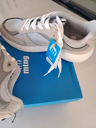 Zapatillas Mustang Gris