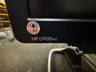 Monitor HP L1908wi Negro/Plateado