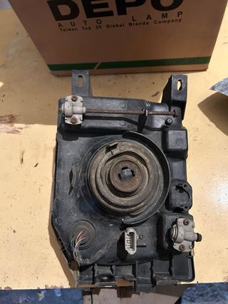 Faro Delantero Mitsubishi Montero
