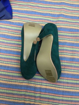 Zapatos de tacón verde