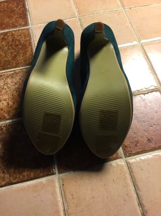 Zapatos de tacón verde