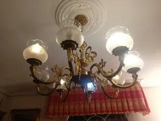 Lámpara de araña de bronce