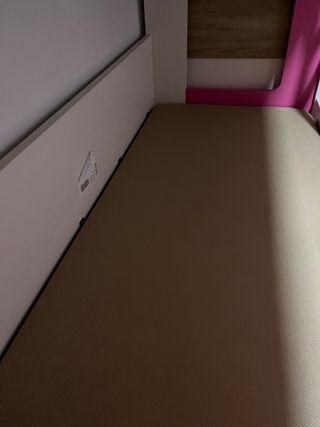 Se vende litera casi nueva