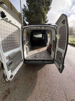 Nissan Kubistar 2006