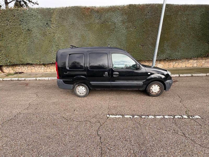 Nissan Kubistar 2006 - foto 1