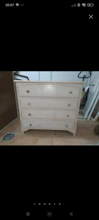 Estupendo dormitorio de madera de calidad