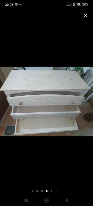 Estupendo dormitorio de madera de calidad