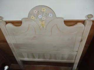 Estupendo dormitorio de madera de calidad