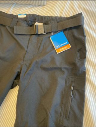 Pantalón Columbia Negro Talla L, sin estrenar.