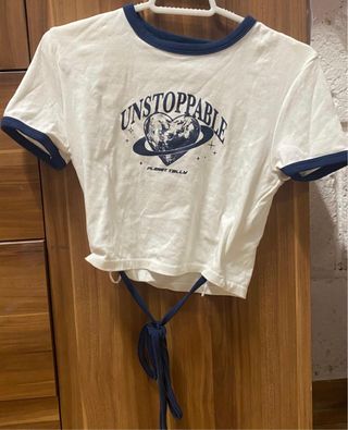 Top corto blanco y azul Talla L