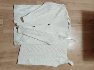 Conjunto lana: Chaqueta y top blanco