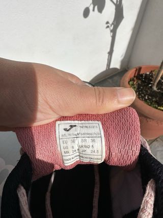 Zapatillas Joma Trail Beige y Rosa