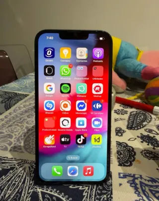 iPhone 14 100% batería