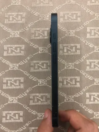 iPhone 14 100% batería