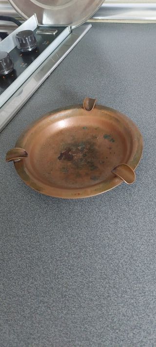 Cenicero de cobre vintage