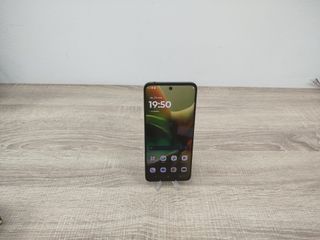 Motorola Moto G15 Negro - Como Nuevo