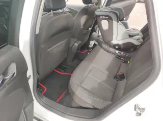 Opel Astra 2011