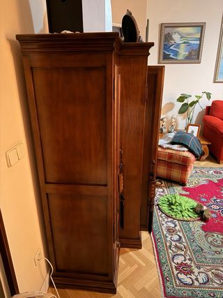 Mueble de salón clásico madera maciza