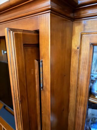 Mueble de salón clásico madera maciza