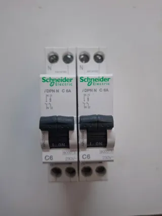 Interruptor Magnetotérmico Schneider iDPN N 2x6 C