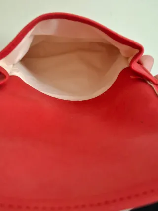 2 Petacas /Carteras/Estuches Negro y Rojo