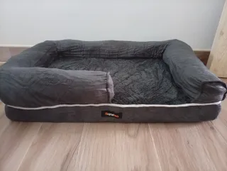 Cama para perro gris mediana