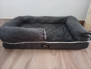 Cama para perro gris mediana