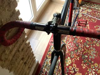 Bicicleta Fixie Negra y Roja