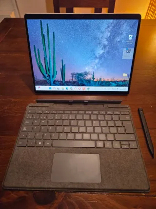 Microsoft Surface Pro 9 16GB 256GB i7 Argento