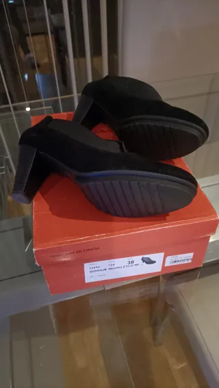 Zapatos tacón ante negro María Jaén Talla 38