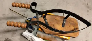 Morsa per prosciutto in metallo e legno