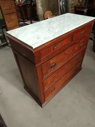 Cómoda castaño antigua mármol