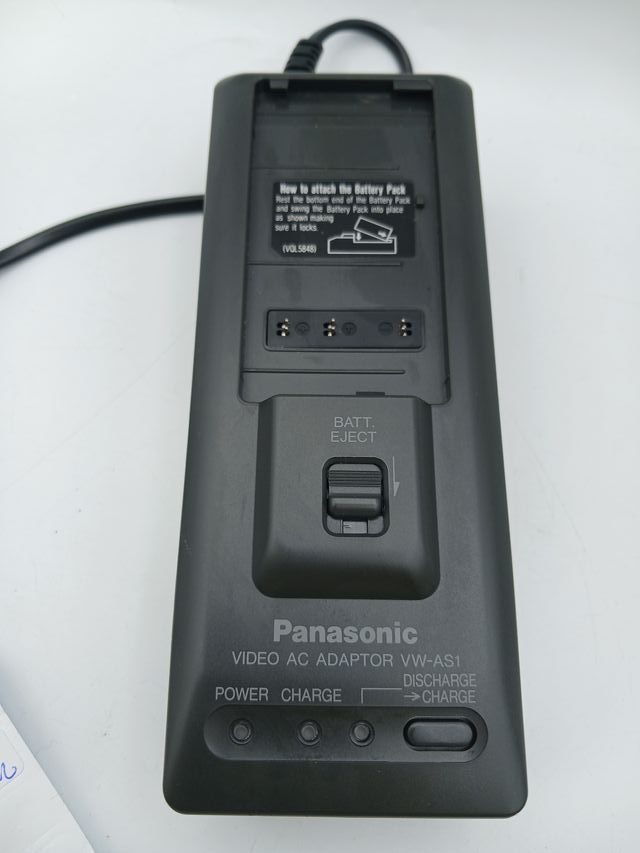 Adattatore di corrente Panasonic VW-AS1
