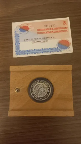 Moneda 2 Reales Casa de Moneda Segovia 2001 plata