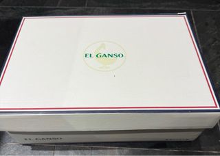 Zapatillas El Ganso grises y blancas