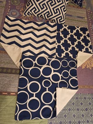 Set 3 Cuscini Topfinel 35x35 + 6 Federe