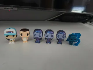 Figuras Stranger Things Kinder Sorpresa