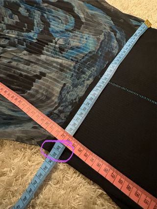 Vestido Desigual Negro y Azul Plisado Tul