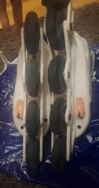 Pattini regolabili T. 35-38