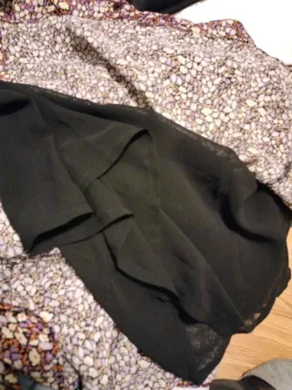 Abito fantasia floreale con rouches