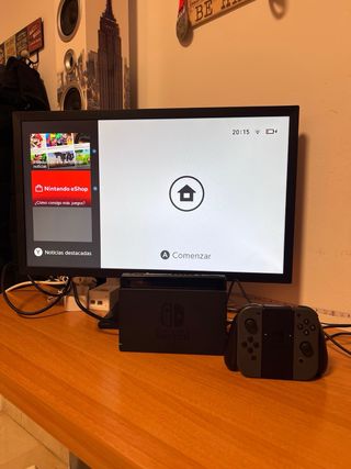 Nintendo Switch Completa Negra y Roja