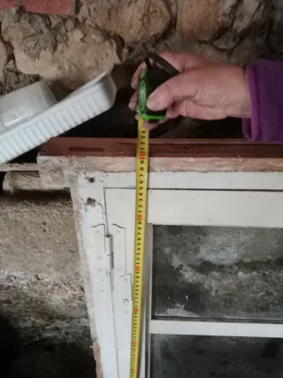 Ventana madera antigua