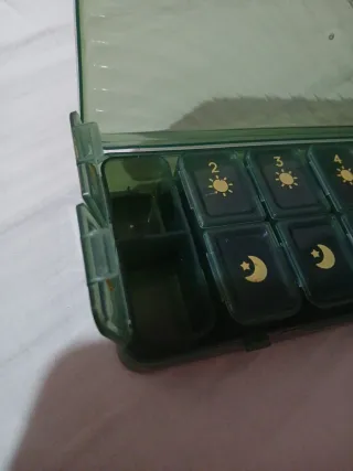 Pastillero Semanal 7 Días Sol/Luna